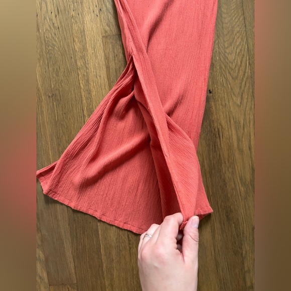 Coral/Pink Halter Top Romper Women’s S/M EUC - Picture 6 of 6